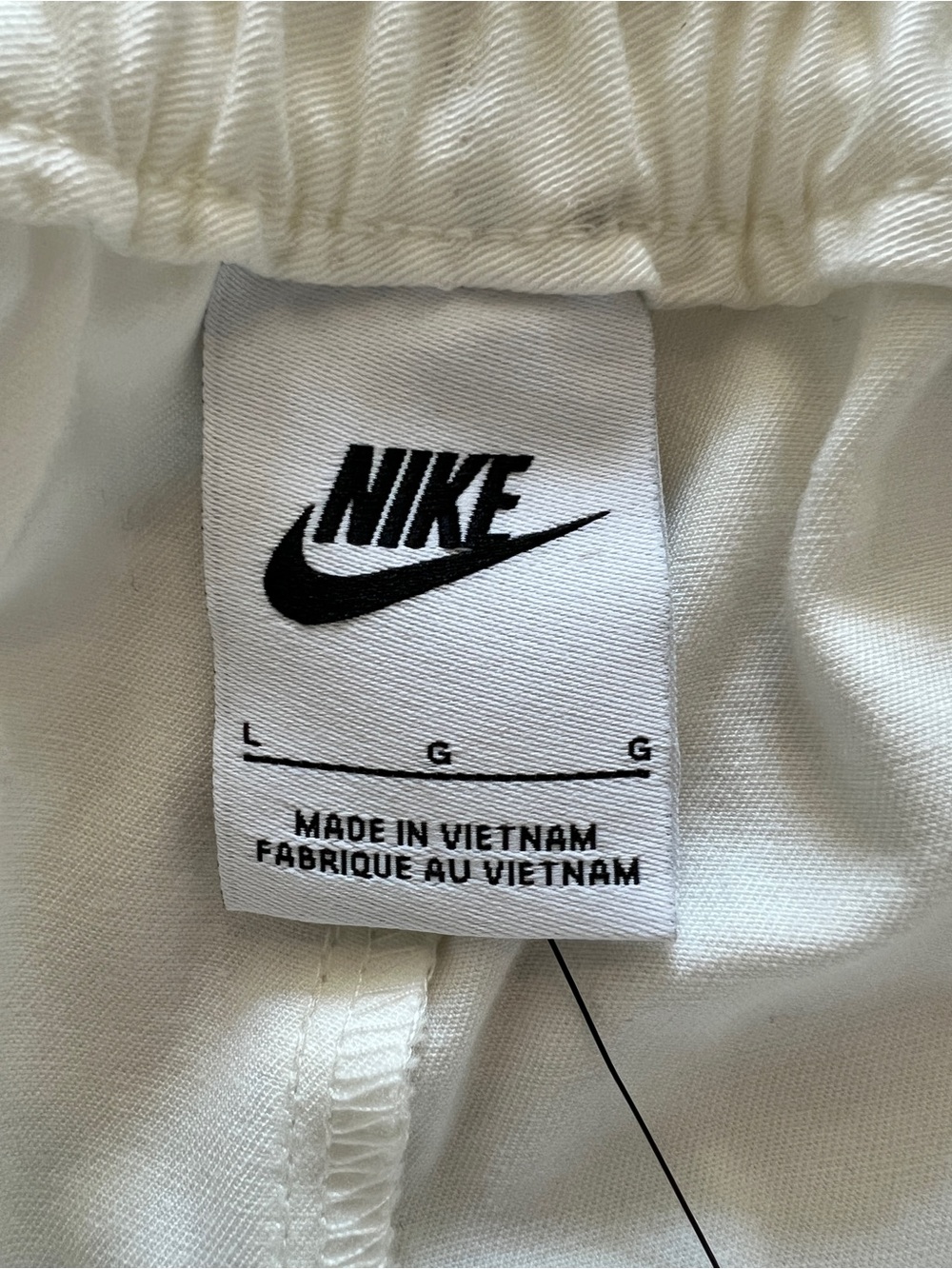 Nike Sportswear Collection
Women's Mid-Rise Twill Trousers Wide Leg Pants-L - Picture 5 of 12